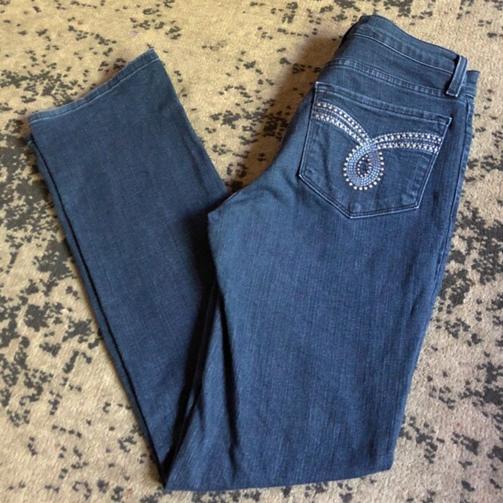 Studded Pockets High Rise Jeans